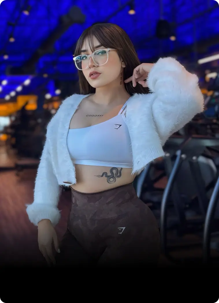 Stephanie Hernández